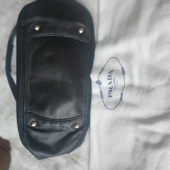 Prada Napa Black Leather Hobo Bag with Side Pockets - Picture 5 of 6